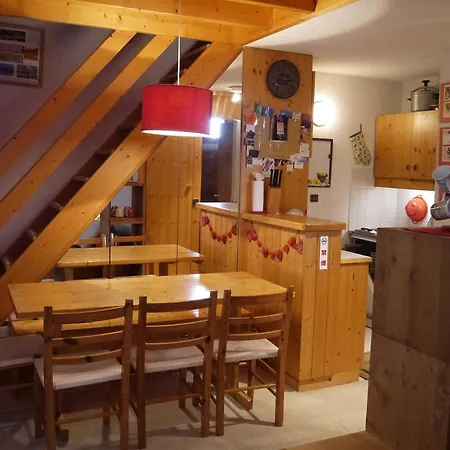 Dupleix 2 Chambres, Balcon, Proche Pistes Et Commerces - Fr-1-355-39 *